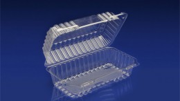 CHC-935<br></br> 9” MEDIUM OBLONG CLEAR HINGED CONTAINER—LOAF CAKE/HOAGIE <br></br>4 Tiers x 11 cases per tier = 44 cases per pallet