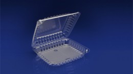 CHC-8X1<br></br>  8” CLEAR HINGED CONTAINER, 2 ¼ DEEP<br></br> 5 Tiers x 9 cases per tier = 45 cases per pallet