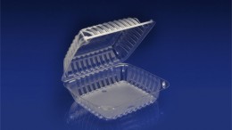 CHC-8X3<br></br> 8” CLEAR HINGED CONTAINER, 3 ½” DEEP<br></br> 5 Tiers x 6 cases per tier = 30 cases per pallet